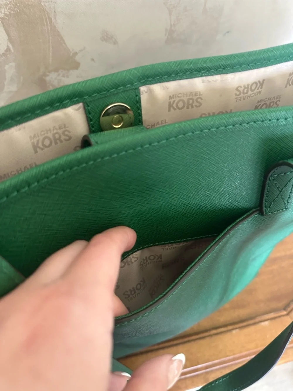 Michael Kors Green Jet Set Travel Tote Bag GUC